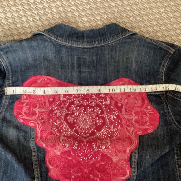 Cherokee UpStyled Denim Jacket w/Fushia Fabric Patches & Appliqué Size S - Picture 8 of 9